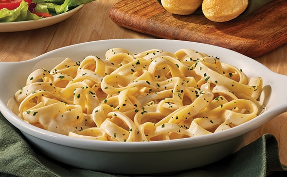 LP-Fettuccine-Alfredo-590X365