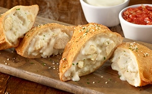 Olive Garden Has Two New Chicken Alfredo Appetizers Dariuscooks Tv