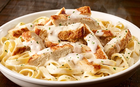 Fettuccine Alfredo (V), Lunch & Dinner Menu